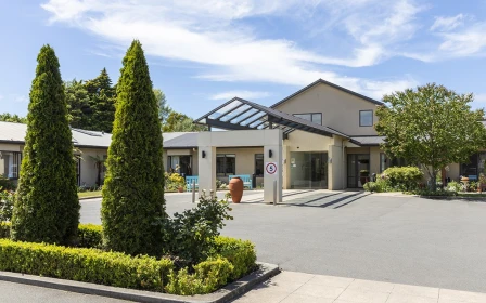 ultimate-care-rosedale-boutique-style-studio-3712